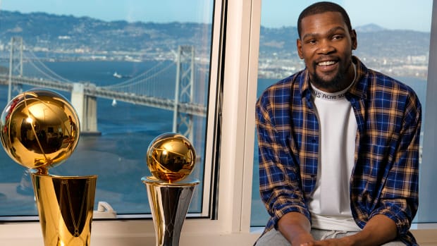 kevin-durant-warriors-nba-champions.jpg